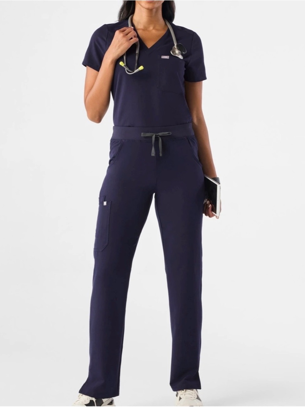 Figs Navy Women’s Scrub Set